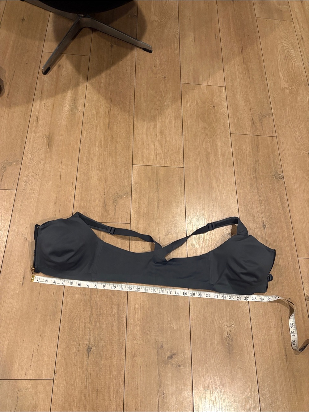 Victoria’s Secret Sports Bra Size 36DDD - Picture 8 of 8